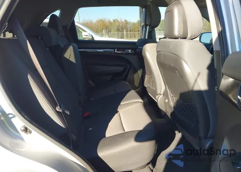 2011 Kia Sorento Lx из США, поврежденный, VIN 5XYKT3A1XBG162157